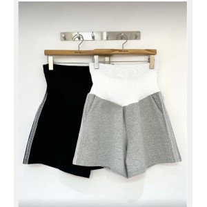 韓國直送蕾絲邊休閒短褲 韓國直送蕾絲邊休閒短褲